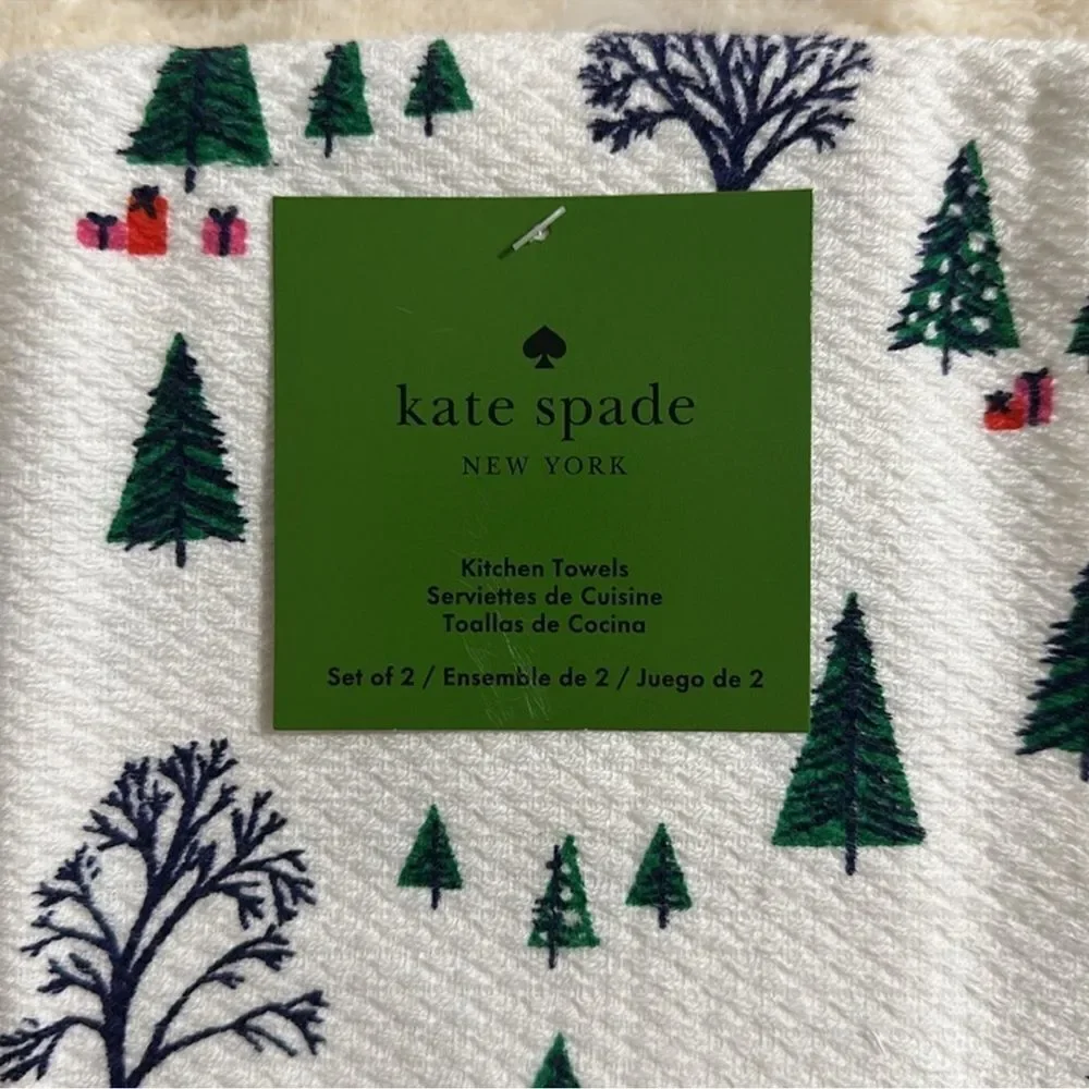 kate spade Christmas Town City Scapes White Pink Green Cotton Kitchen 2 Towel